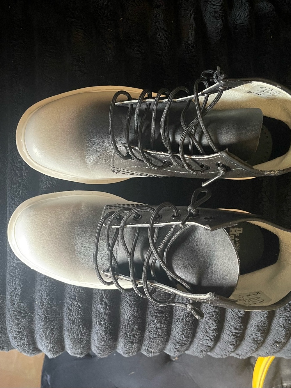Dr Marten RARE - Picture 4 of 4